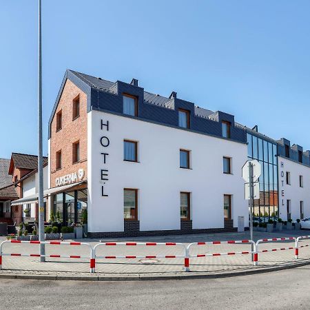 Hotel Antek Zlinice Esterno foto