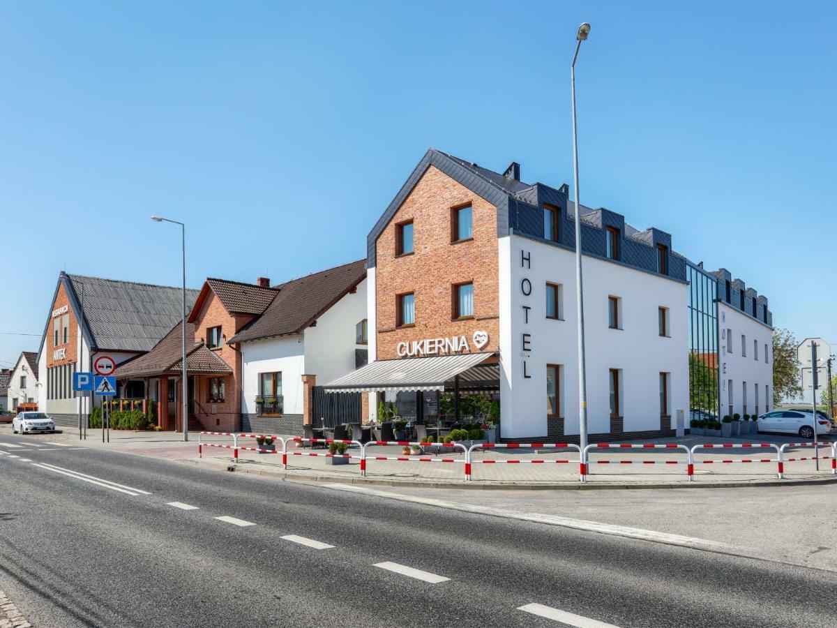 Hotel Antek Zlinice Esterno foto