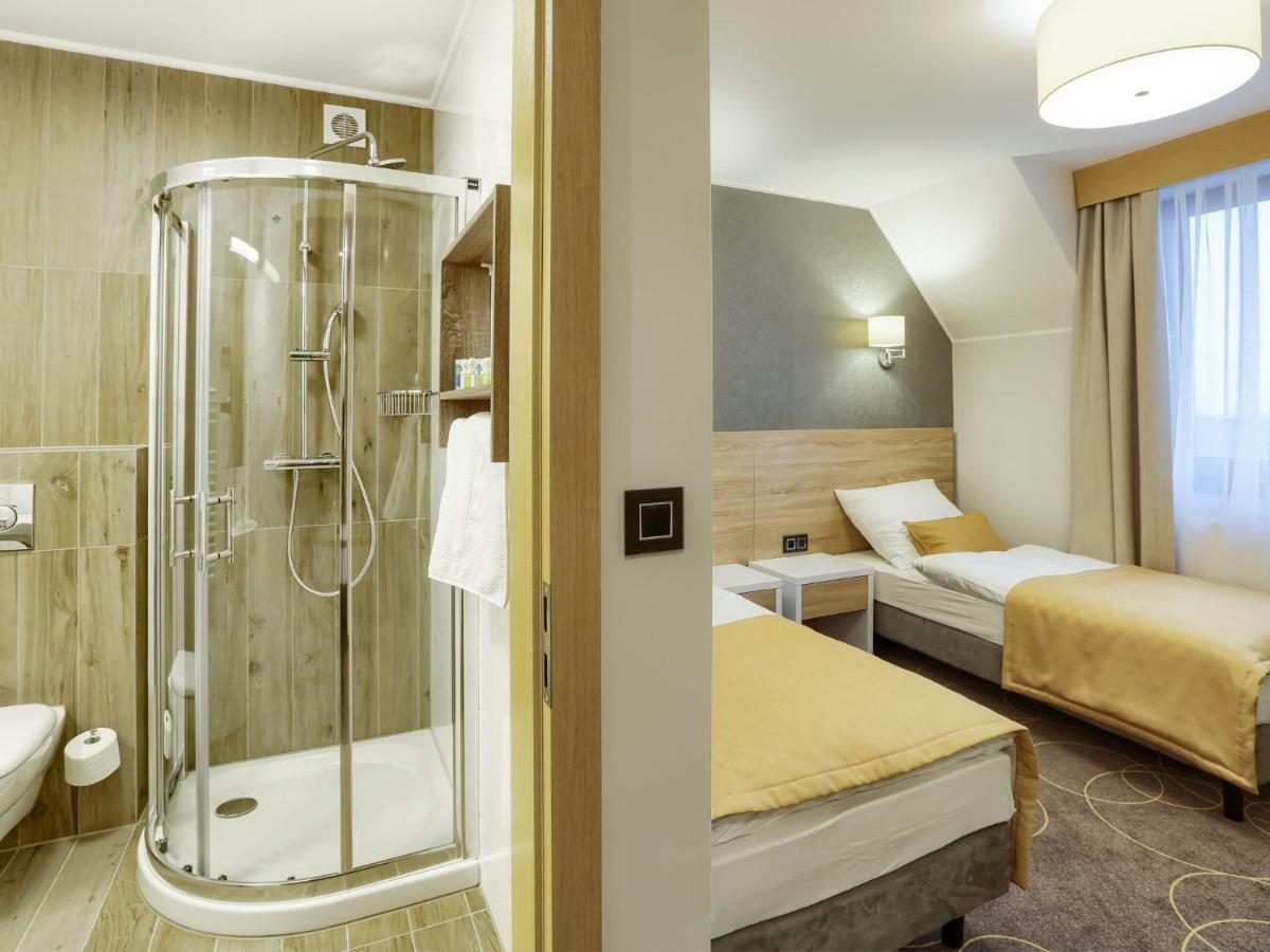 Hotel Antek Zlinice Esterno foto