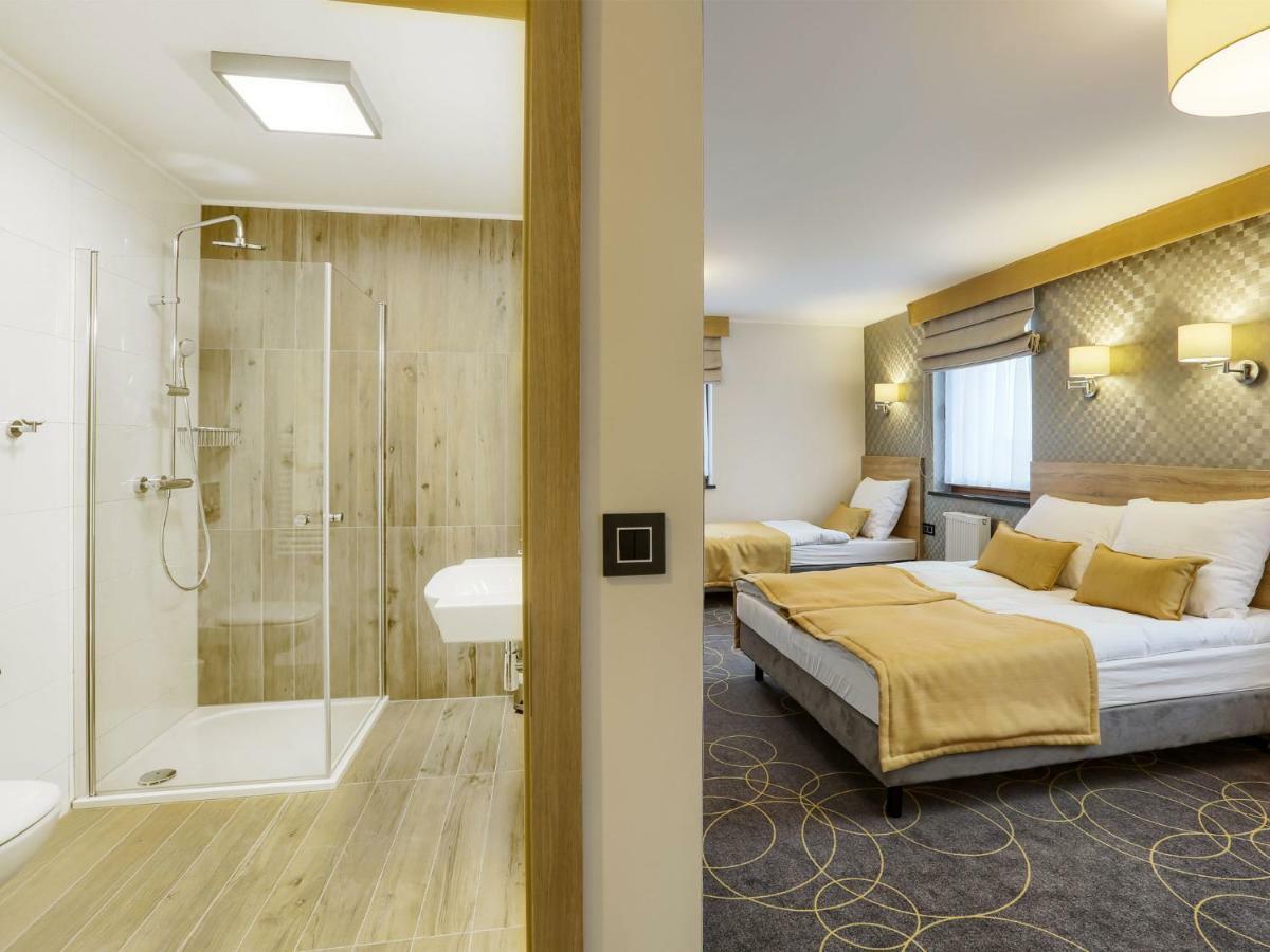 Hotel Antek Zlinice Esterno foto